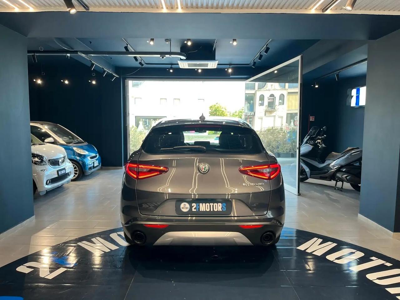 Alfa Romeo Stelvio 2.2 Turbodiesel 190 CV AT8 RWD Business