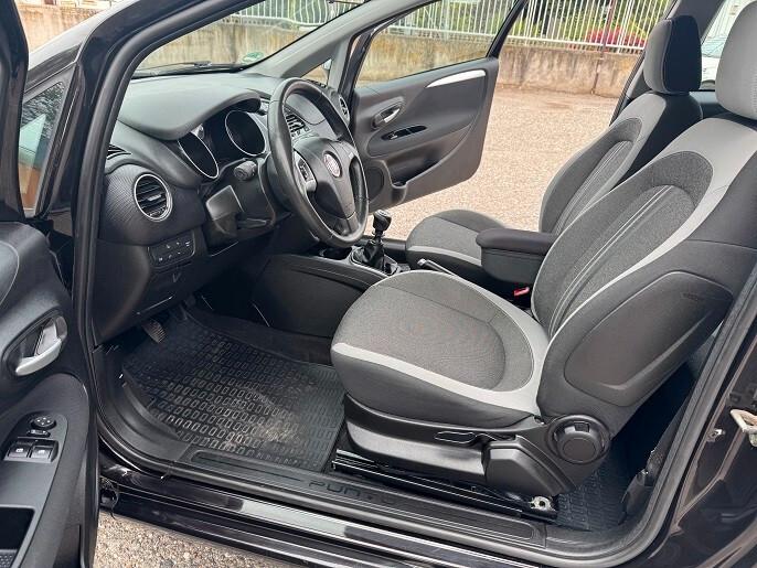 Fiat Punto Evo 1.4 5 porte S&S Blue&Me