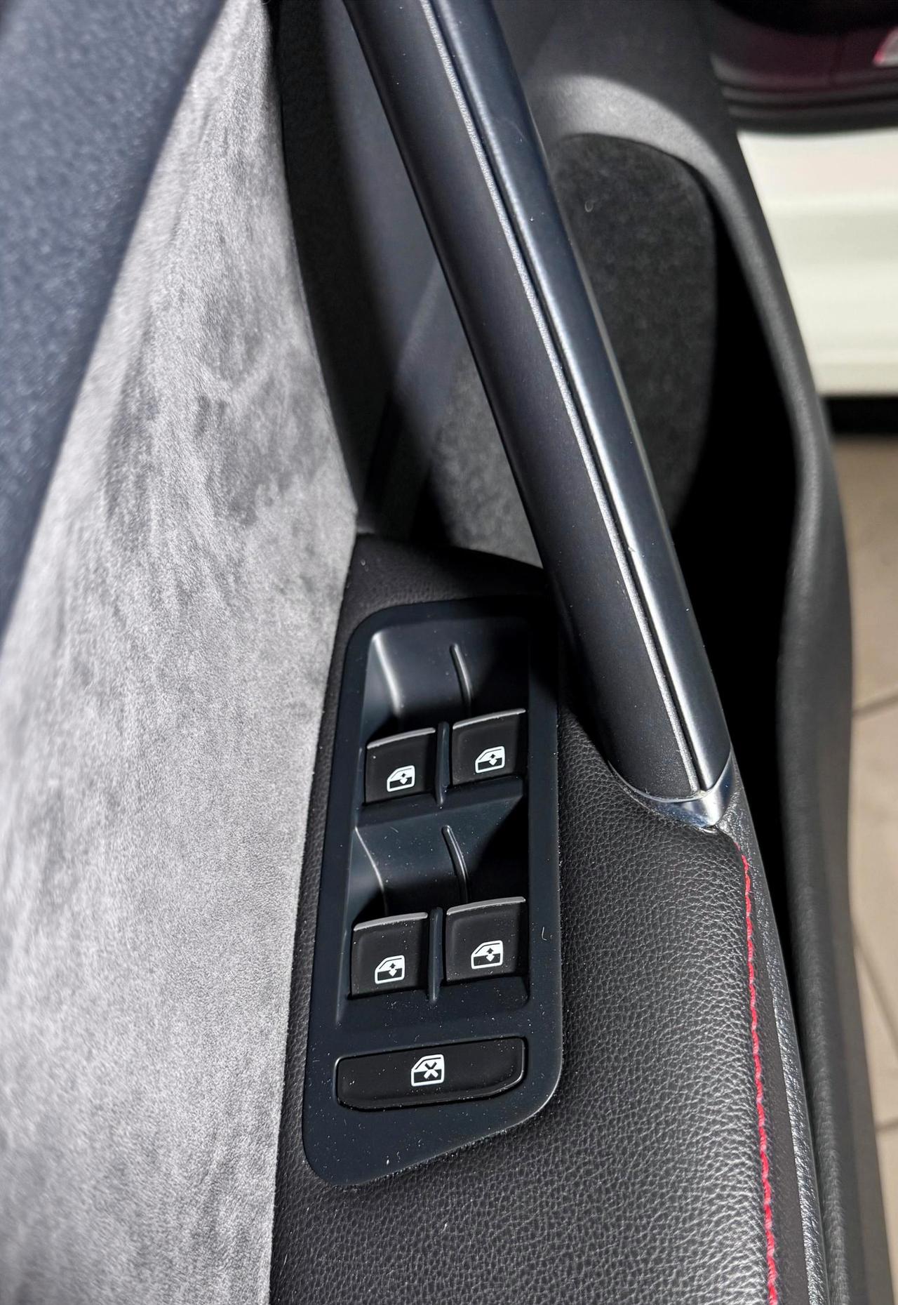 Volkswagen Golf 5 Porte Golf 5p 2.0 tsi Gti Clubsport Business&Drive dsg Recaro - Tetto ap