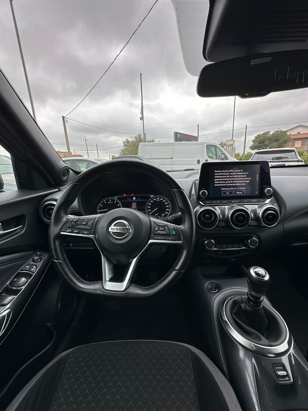 Nissan Juke 1.0 DIG-T 117 CV N-Connecta