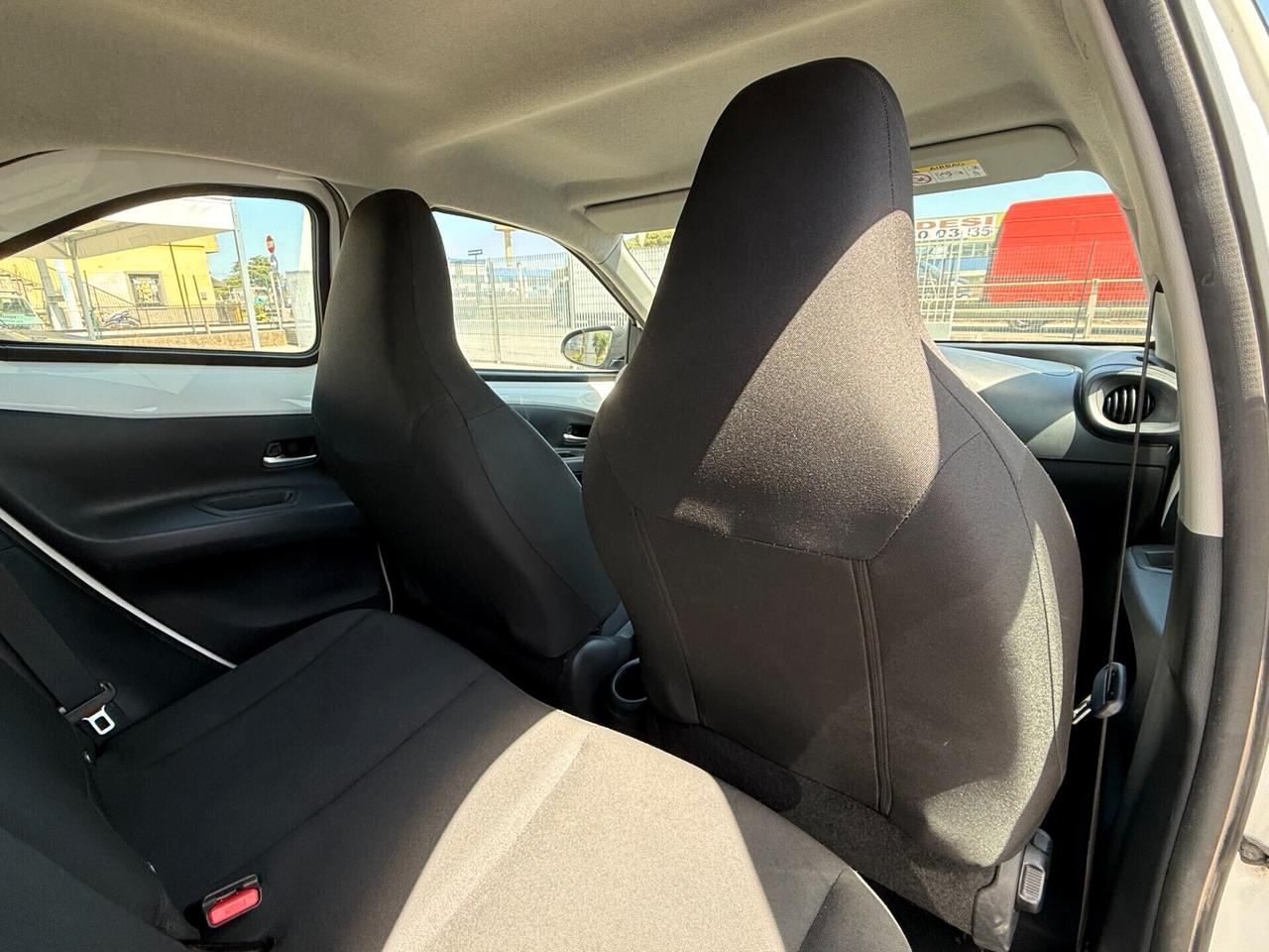 Toyota Aygo X 1.0 Active 72cv