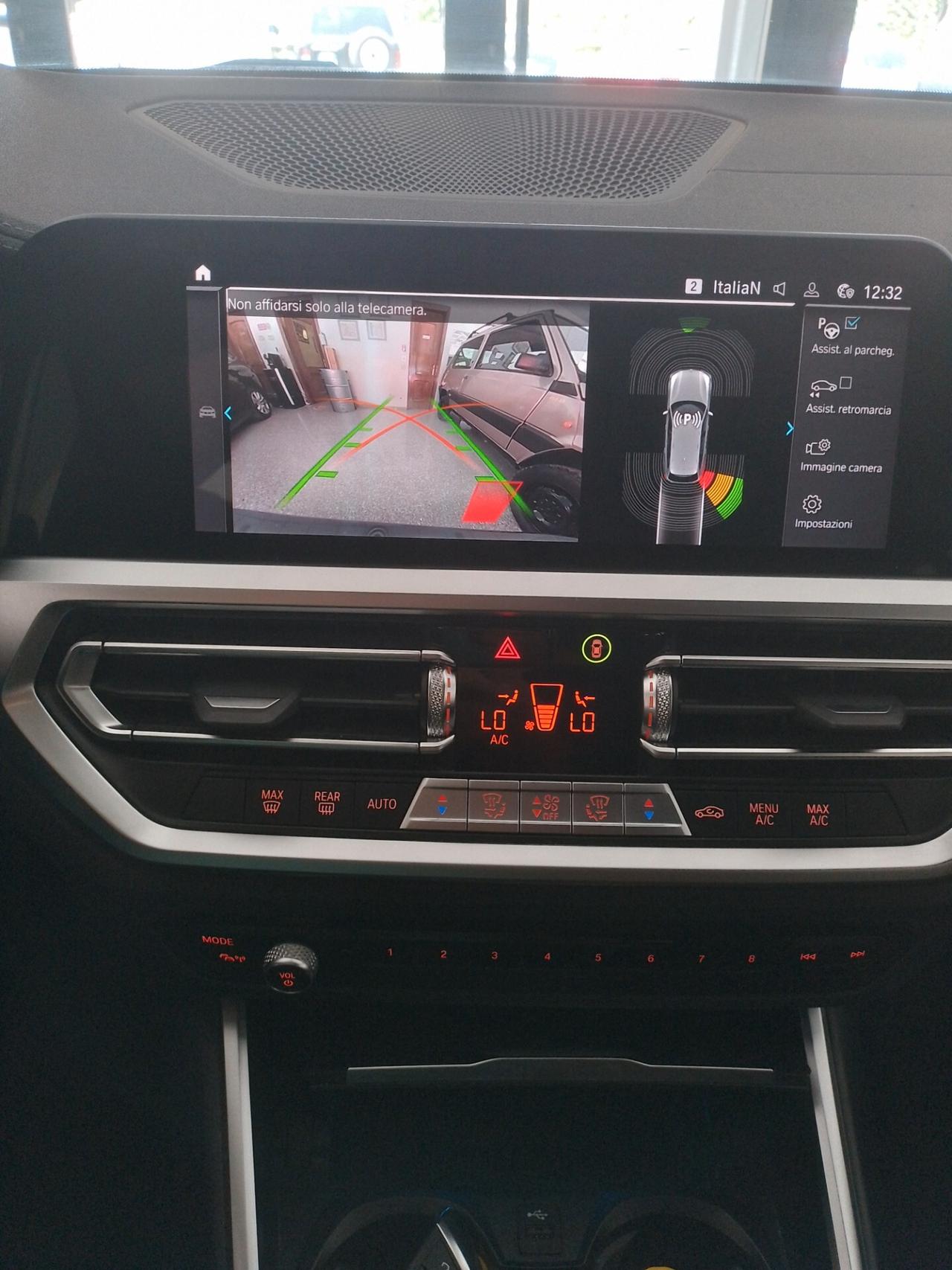 BNW 320E 2.0 Touring Luxury 163cv Plug-in Hybrid