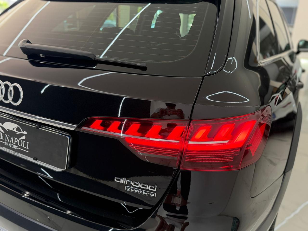 Audi A4 allroad 40 TDI 204 CV S tronic Identity Contrast