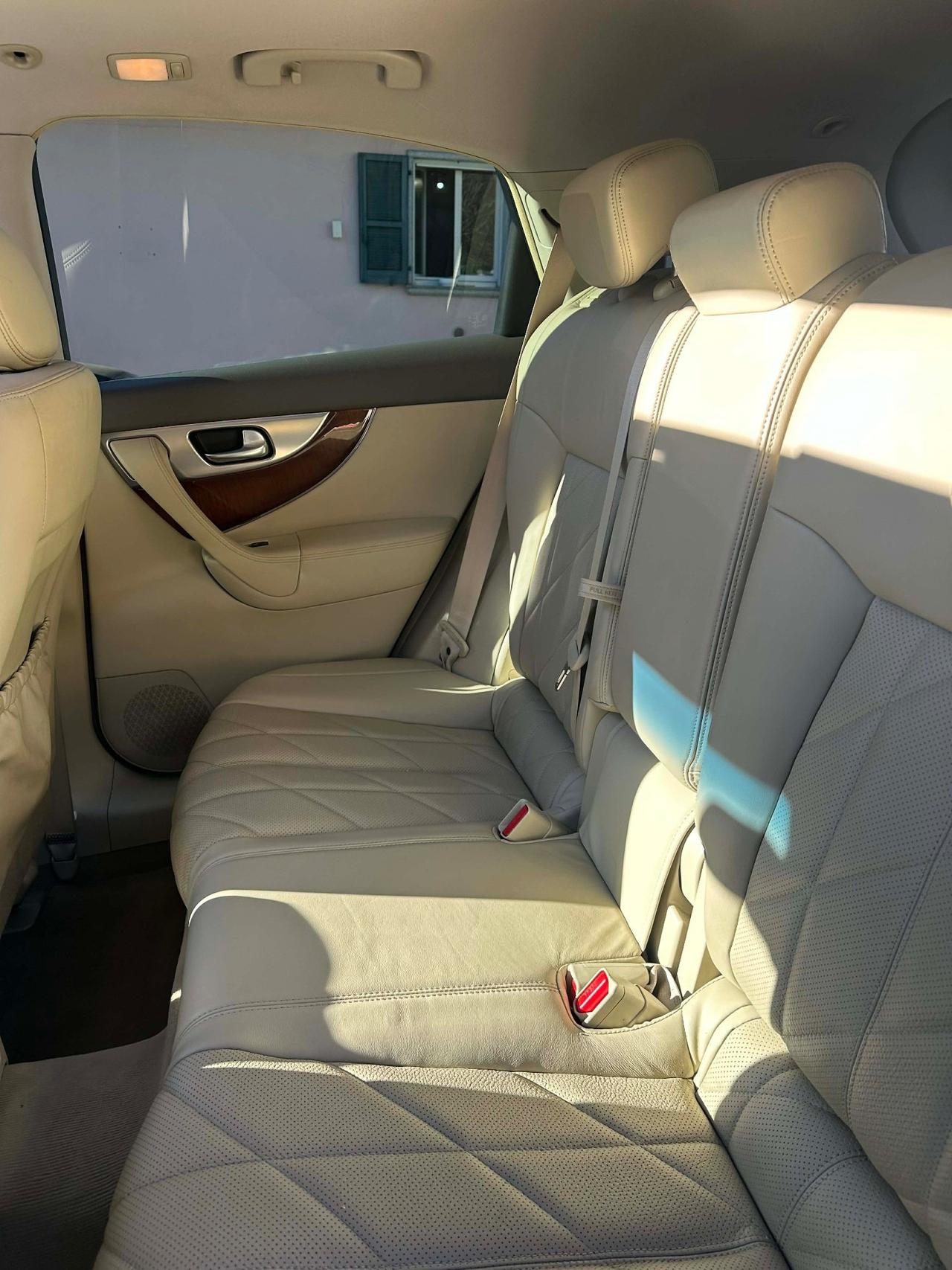 Infiniti FX30d S PREMIUM KMCERT UNICOPR GARANZ