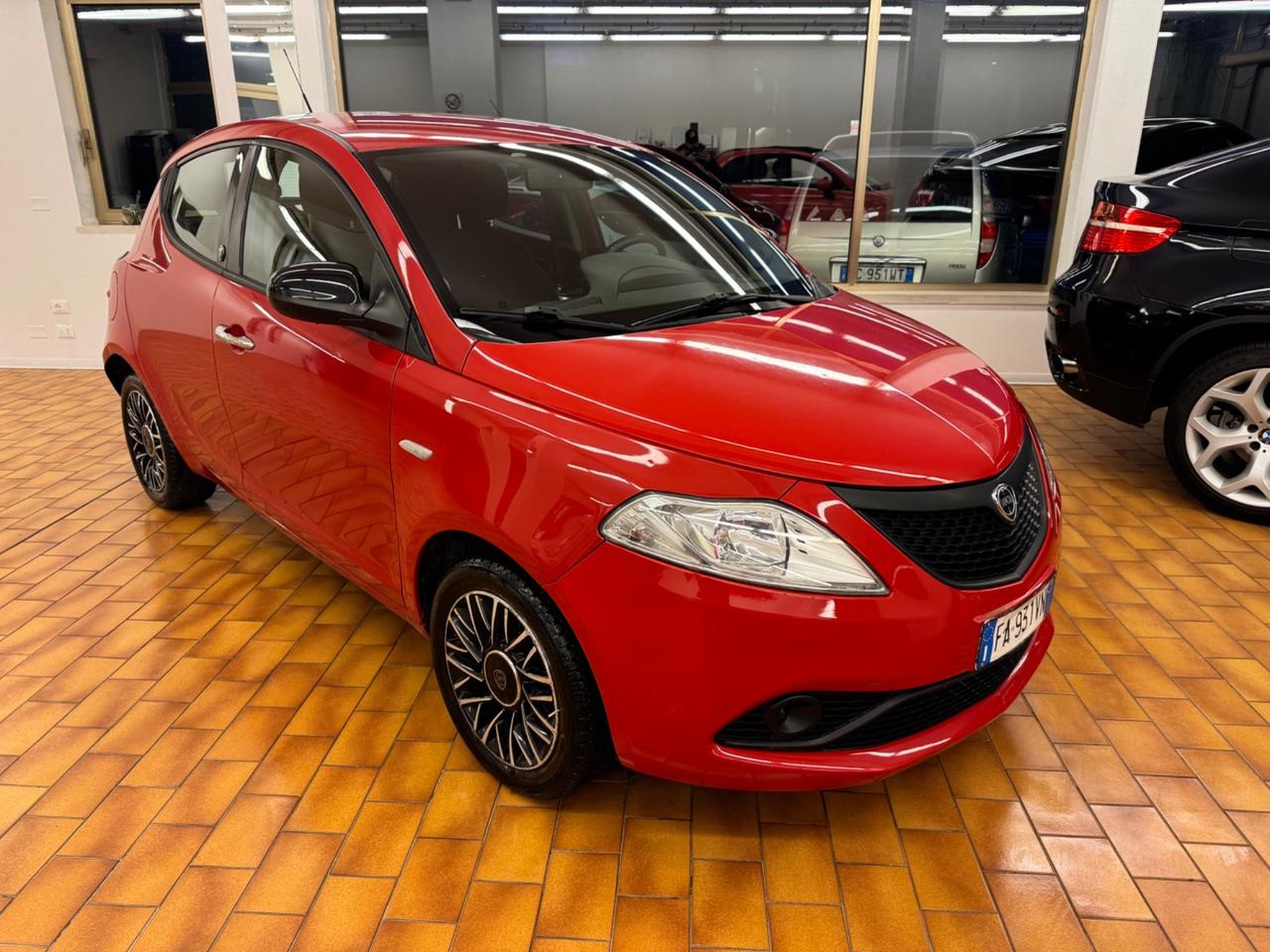 Lancia Ypsilon 1.3 MJT OK NEOPATENTATI