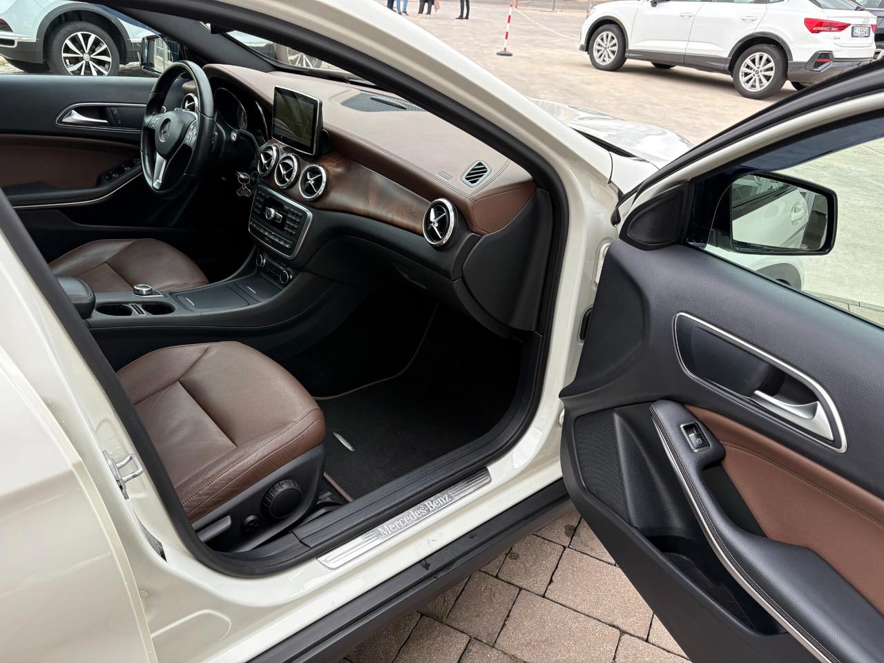 Mercedes-benz GLA 220 CDI Automatic 4Matic Premium
