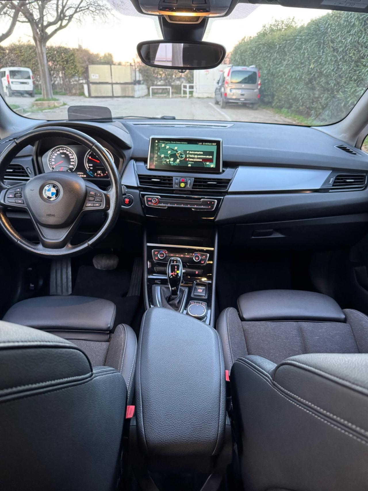 Bmw 216 220d Active Tourer Luxury aut.