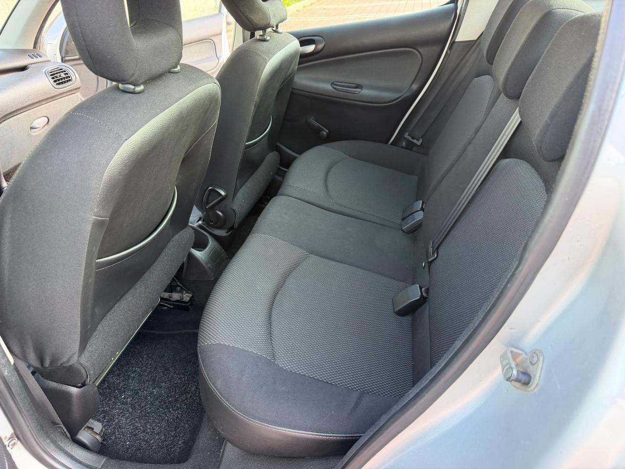 Peugeot 206 1.4 5p. Enfant Terrible