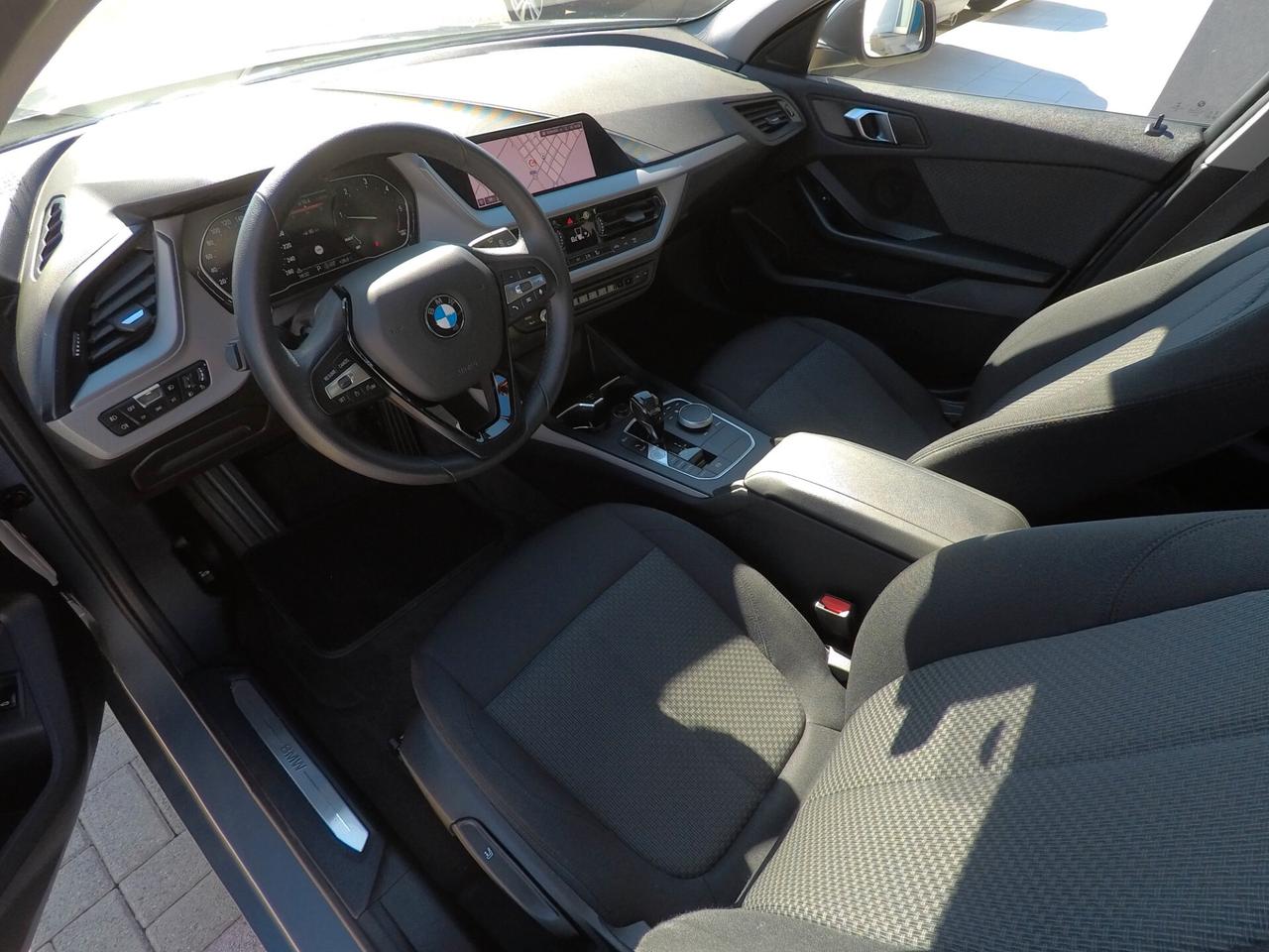 Bmw 116d 5p. Business Advantage Autom.