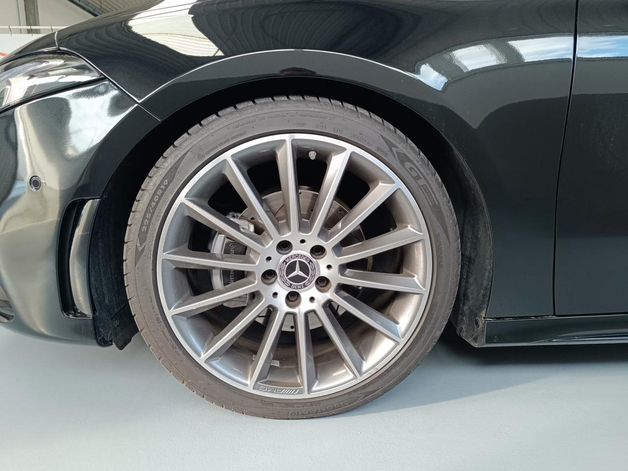 Mercedes-benz A 180 d Automatic Premium AMG