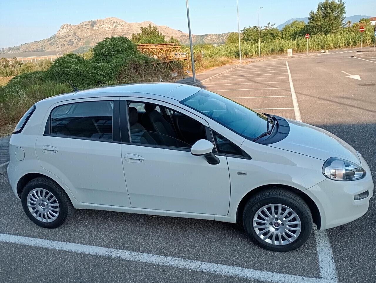 Fiat Punto 1.4 8V 5 porte Natural Power Street