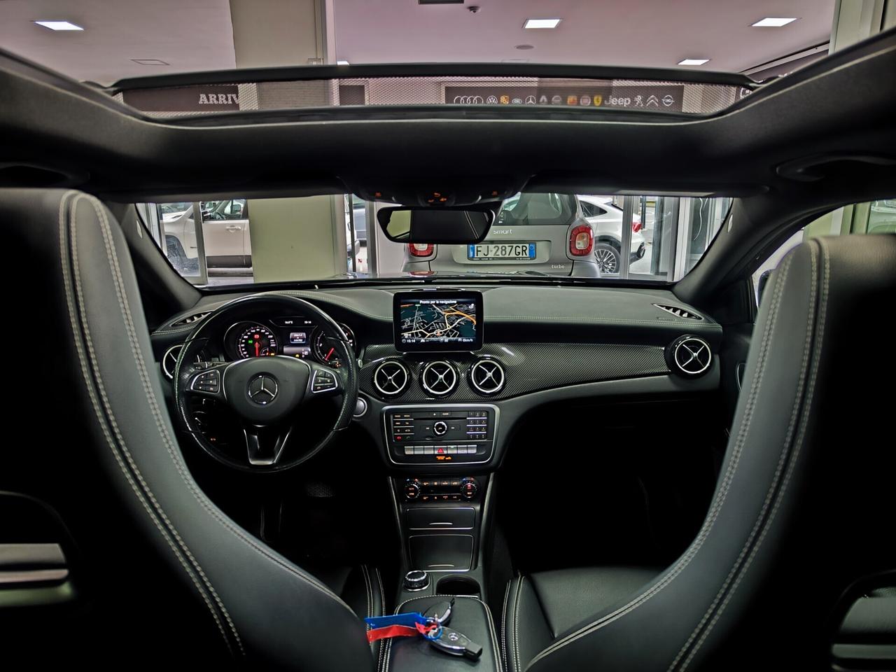 Mercedes-benz GLA 200 d Automatic Premium TETTO