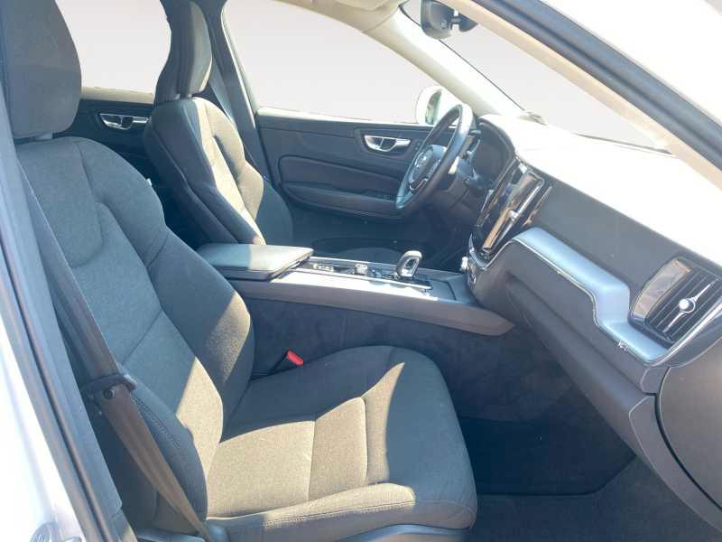 Volvo XC60 N1 2.0 B4 d MoMenT. AwD AuTo