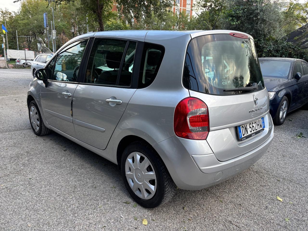 Renault Modus 1.2 16V OK Neopatentati