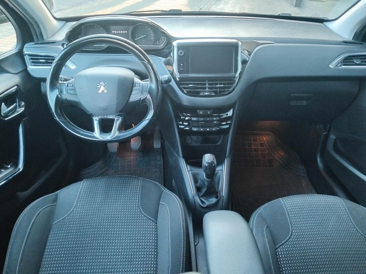 Peugeot 208 1.6 BlueHDi 100 Allure, Telecamera,Navigatore