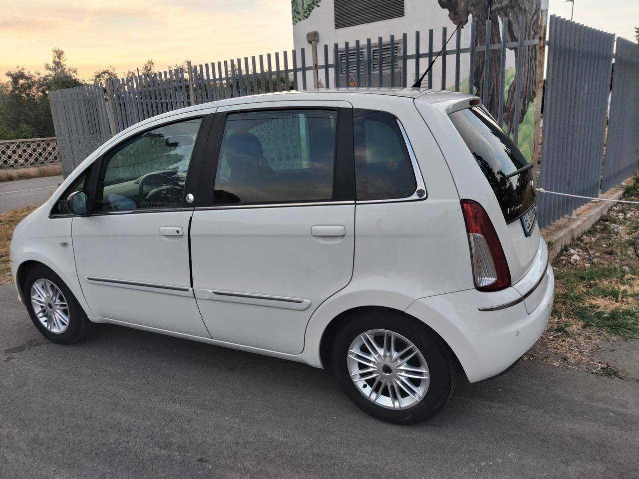 Lancia MUSA 1.4 8V Ecochic (GPL) Diva