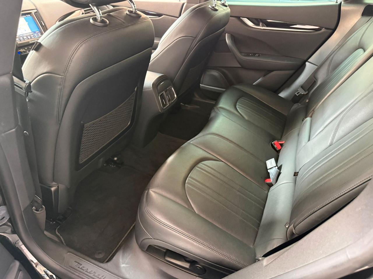 Maserati Levante V6 Diesel AWD 250cv Nerissimo Edition
