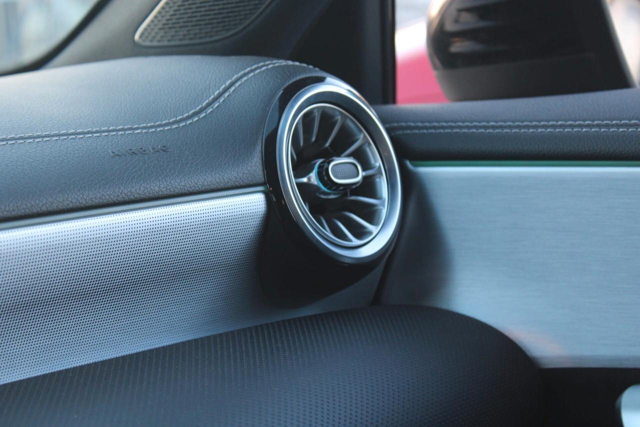 Mercedes-benz A Tua A SOLI 261€