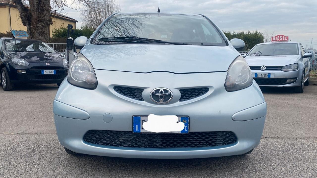 Toyota Aygo 1.0 12V VVT-i 5 porte