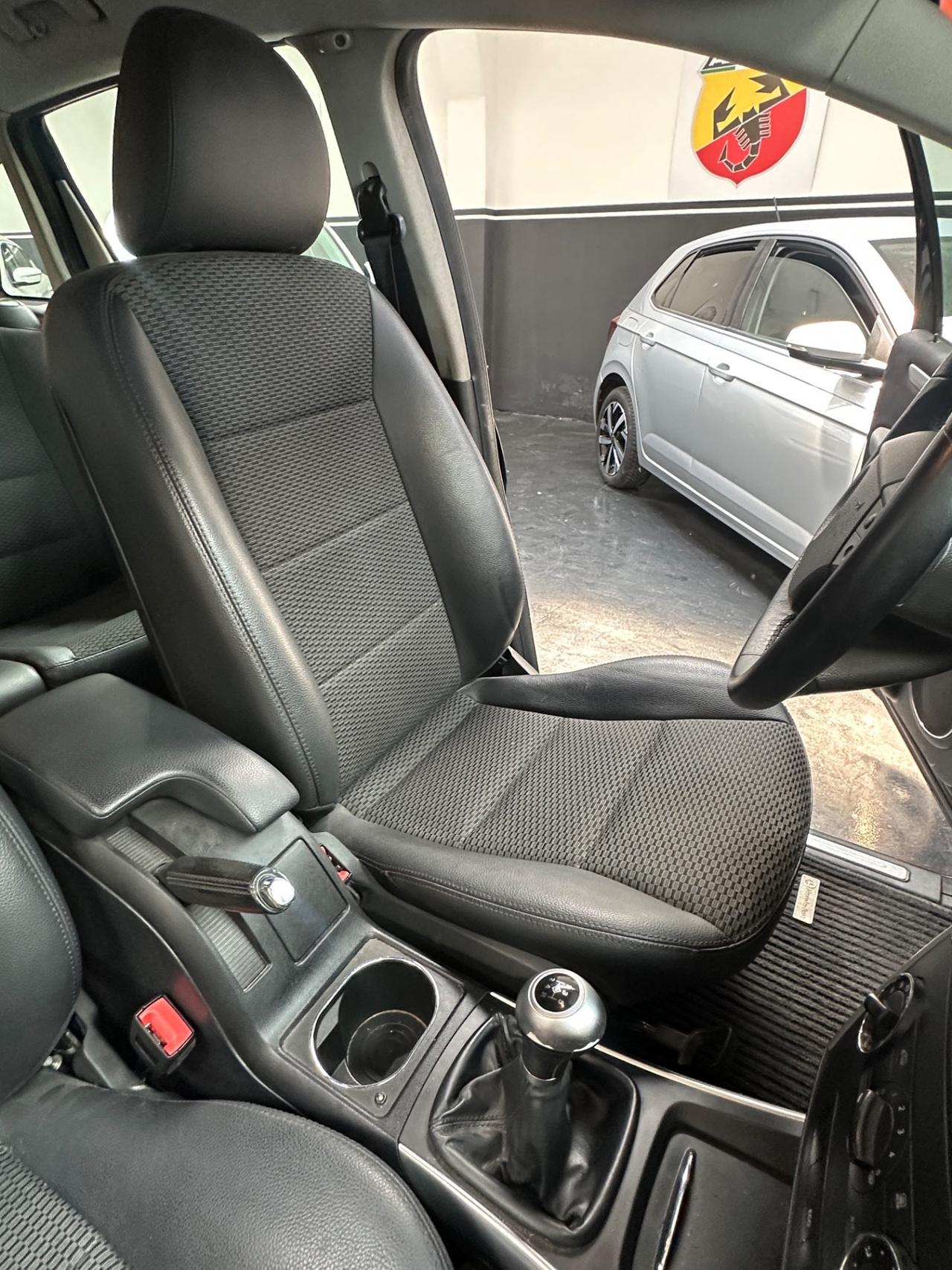 Mercedes-benz B 180 BlueEFFICIENCY Premium