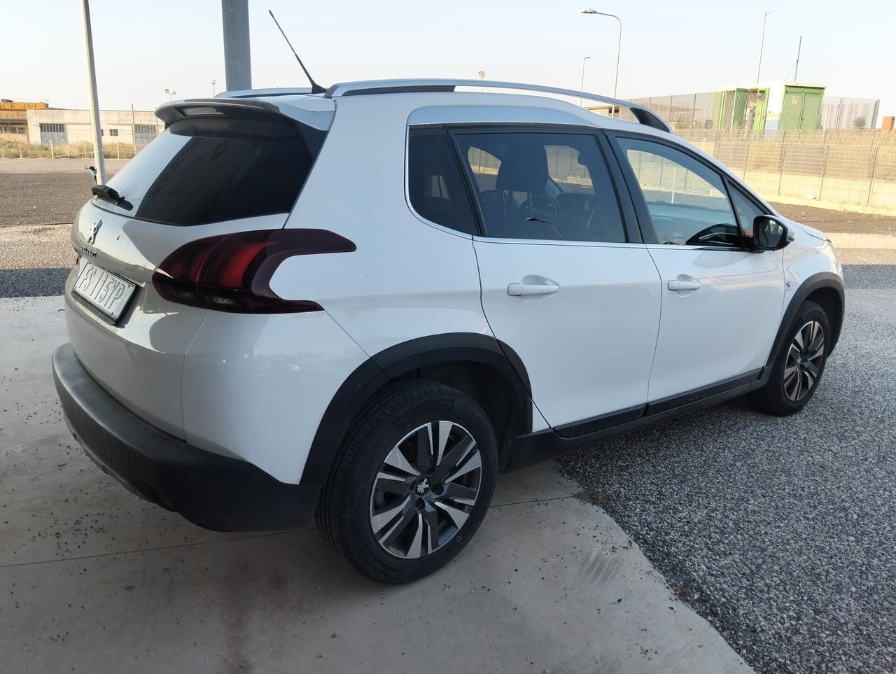Peugeot 2008 PureTech Turbo 110 S&S Allure
