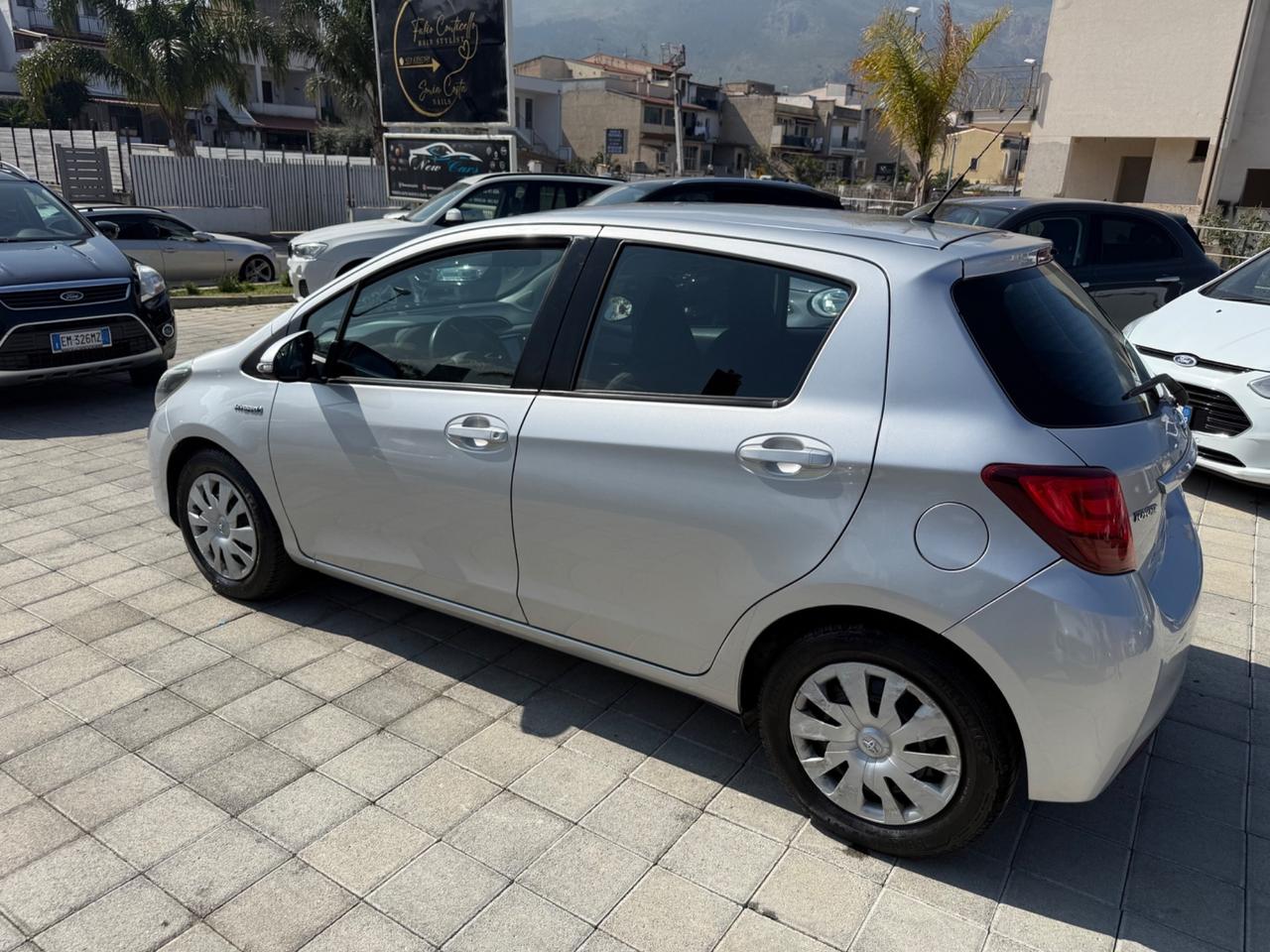 Toyota Yaris 1.5 Hybrid 5 porte Active