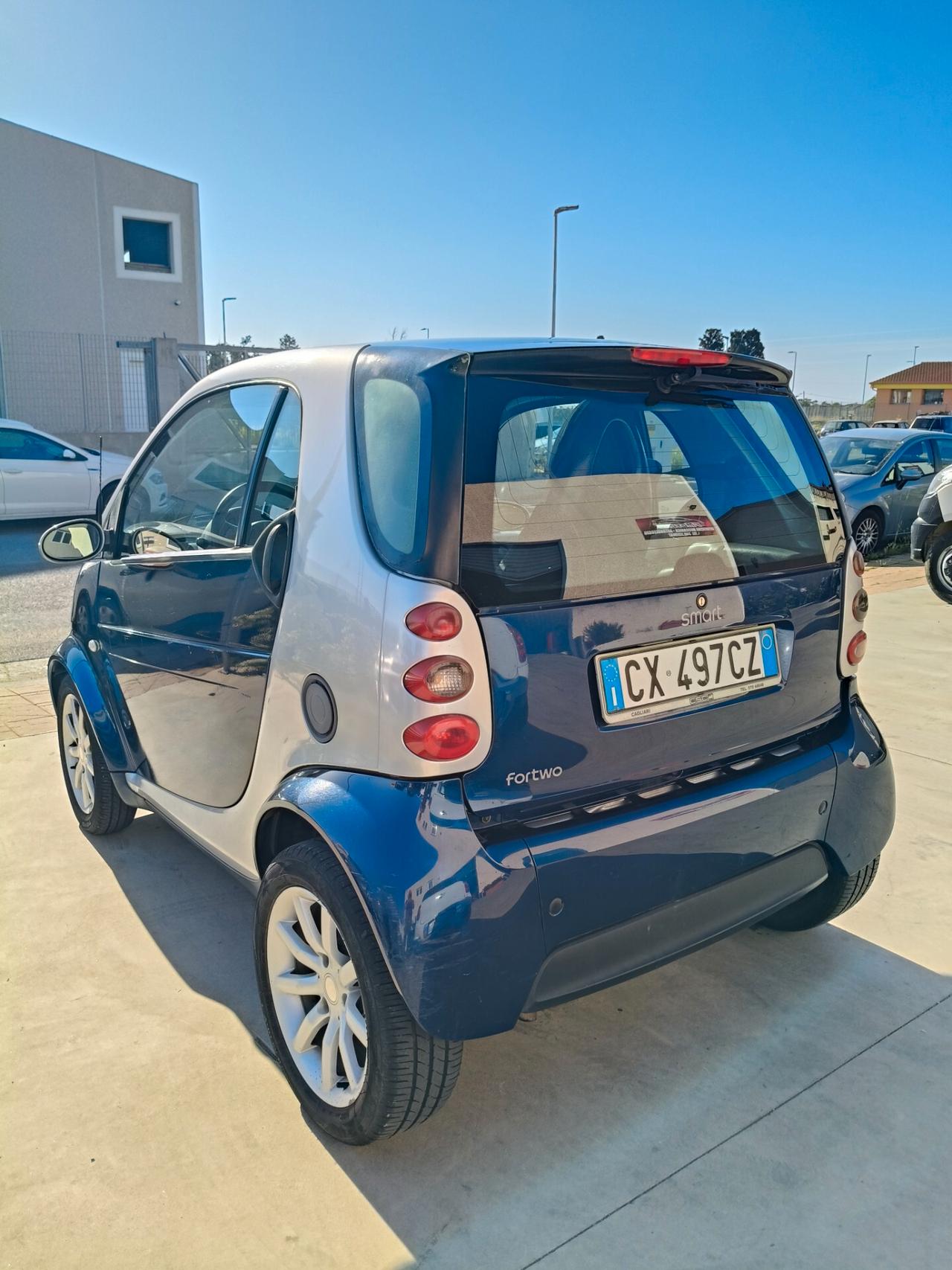 Smart ForTwo 700 coupé pure (45 kW)