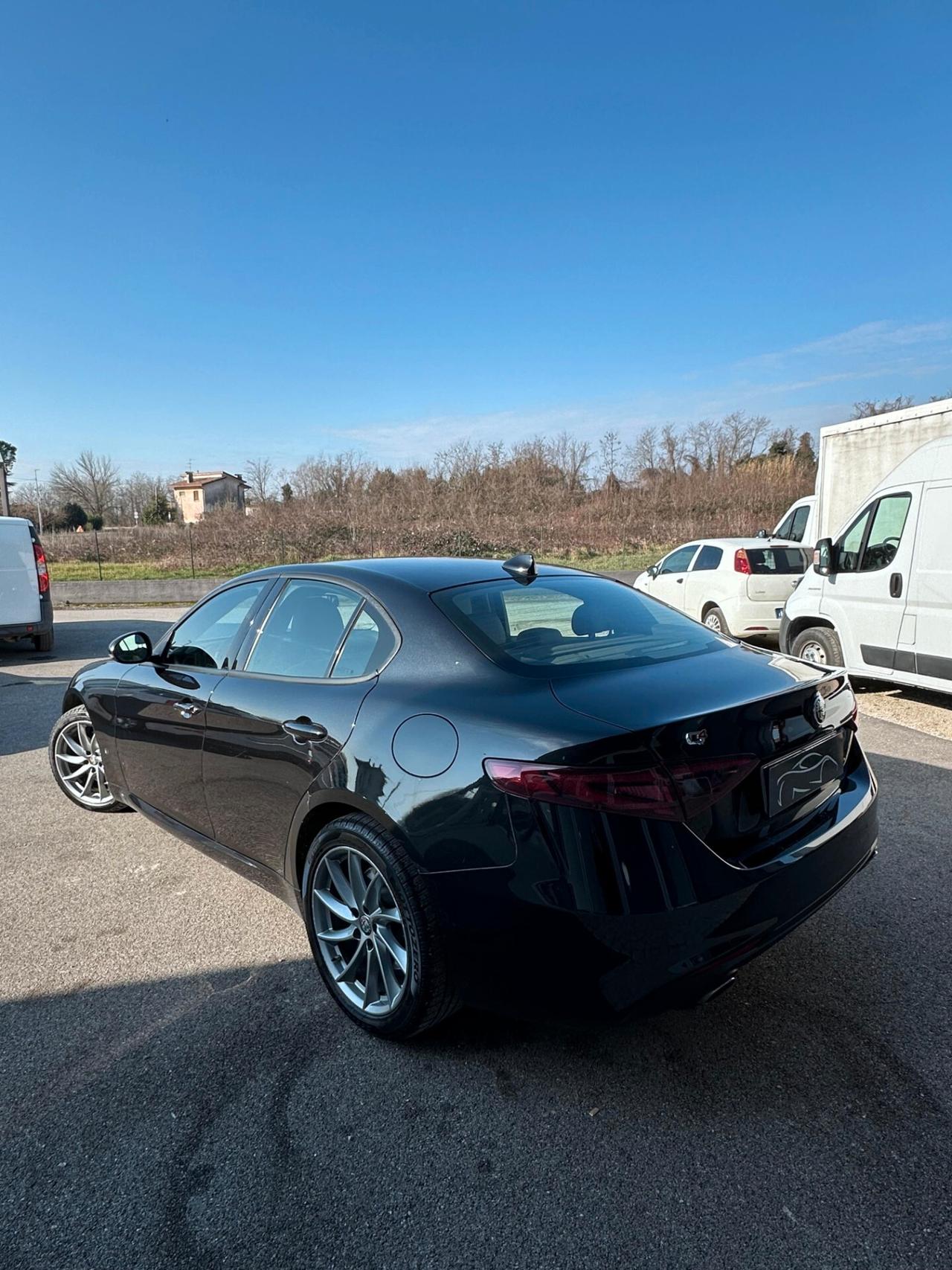 Alfa Romeo Giulia 2.2 Turbodiesel 190 CV AT8 AWD Q4 Executive