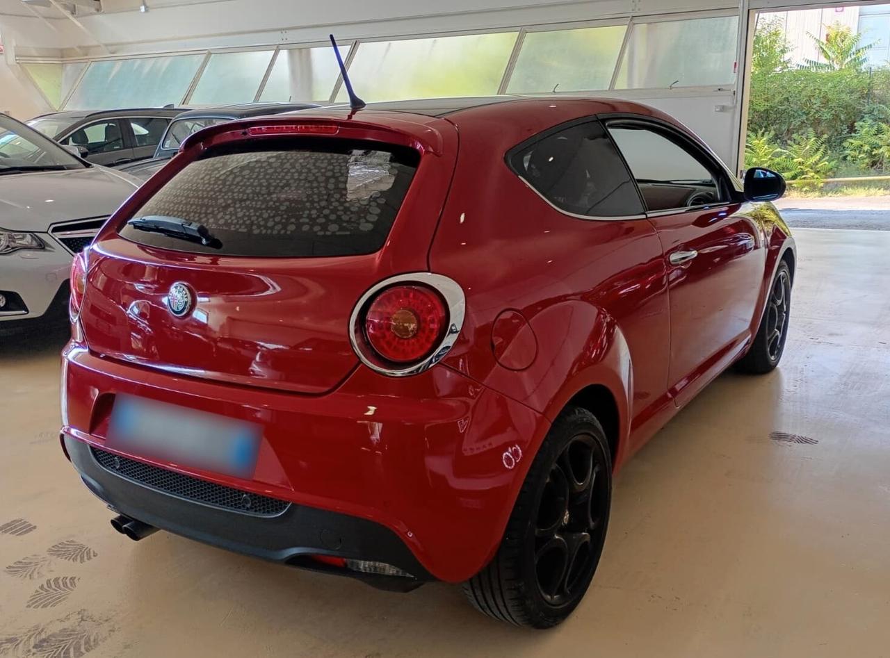 Alfa Romeo MiTo 1.4 Distinctive Sport Pack 155 CV