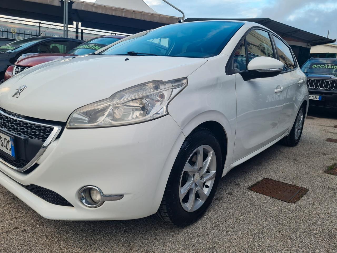 Peugeot 208 1.2 VTi 82 CV 5P Allure