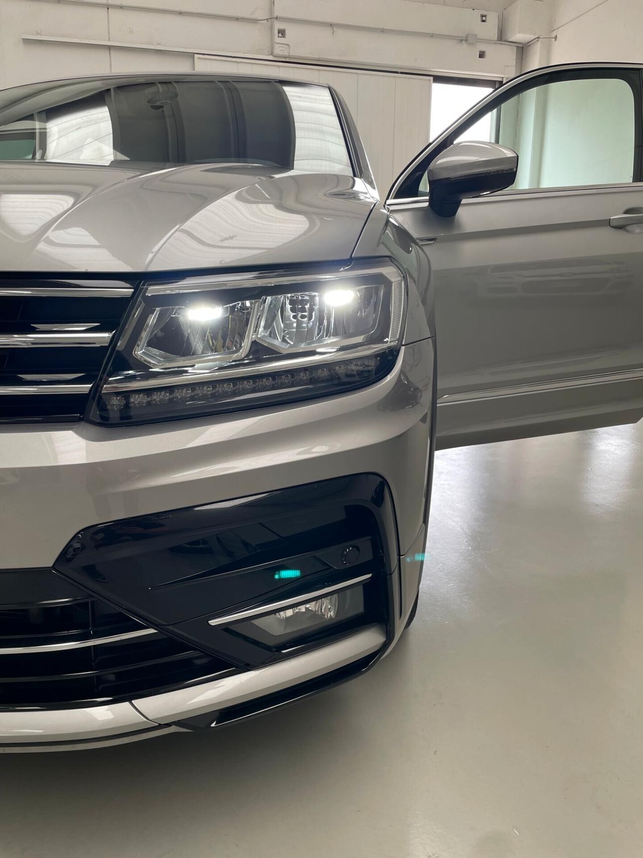 Volkswagen Tiguan 1.5 TSI 150 CV DSG ACT R-Line