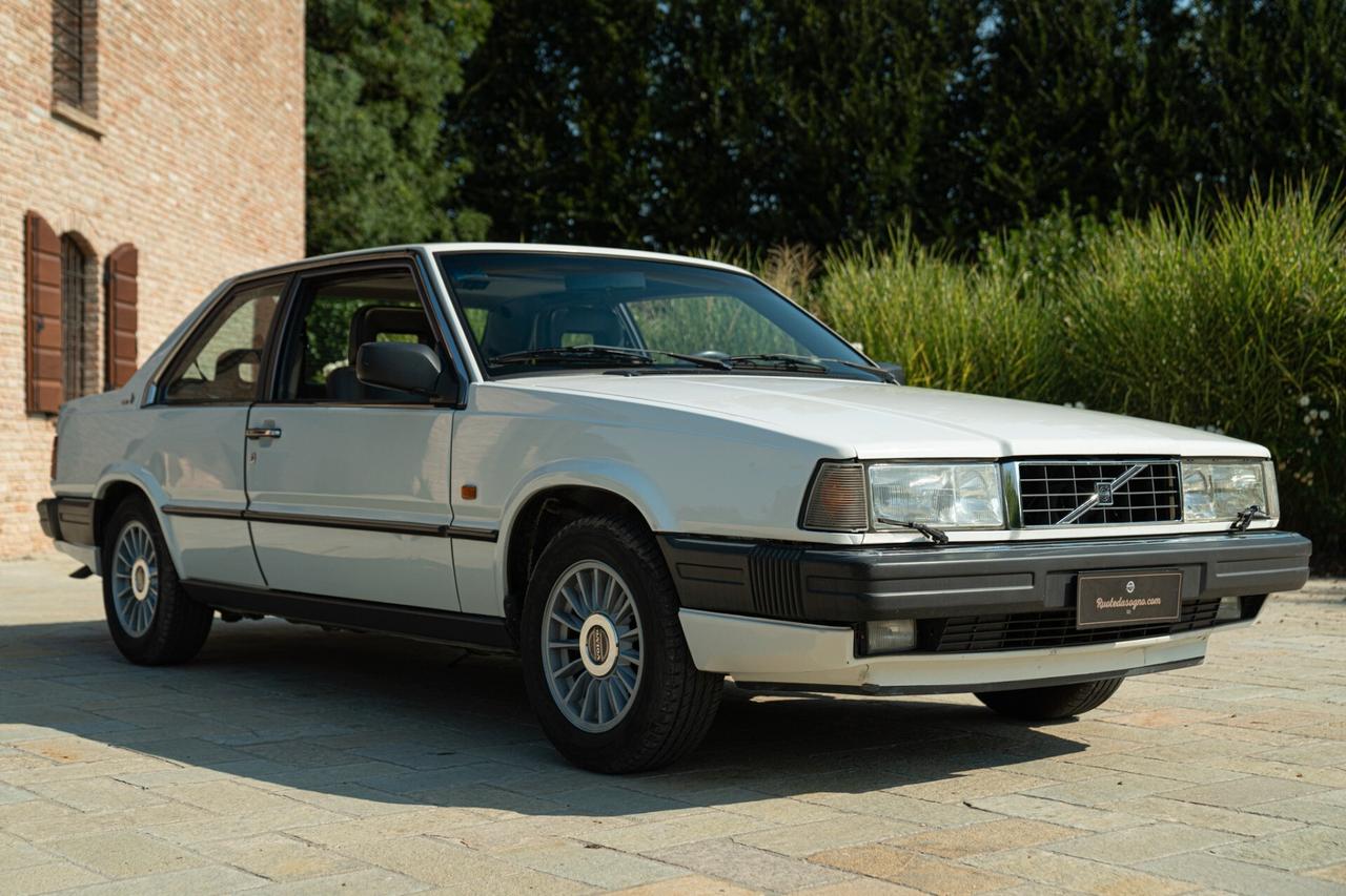 VOLVO 780 COUPE' TURBO BERTONE - VLV00007