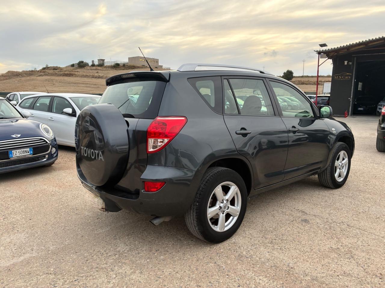 Toyota RAV 4 RAV4 2.2 D-4D 136 CV LUXURY (100 KW)