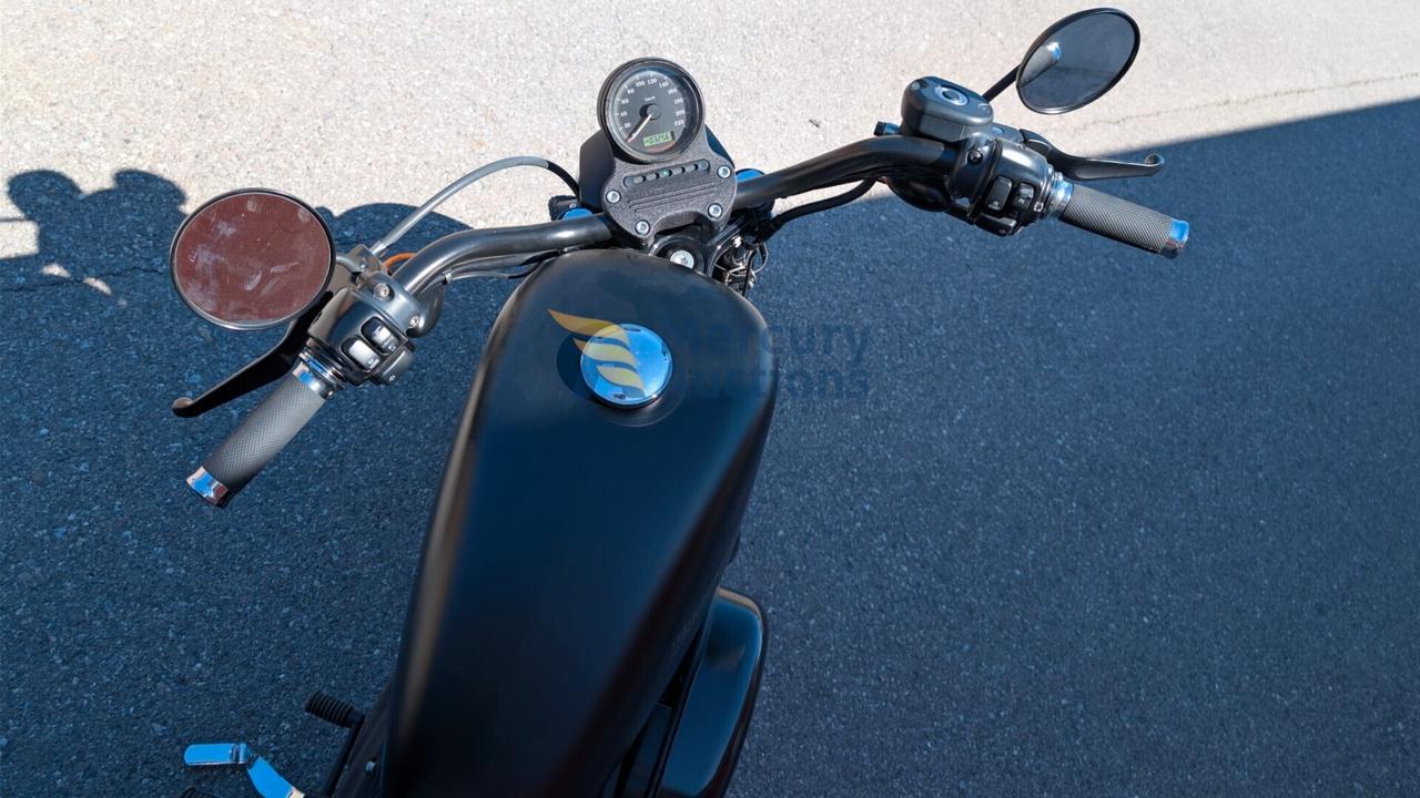 Harley-davidson Sportster 883