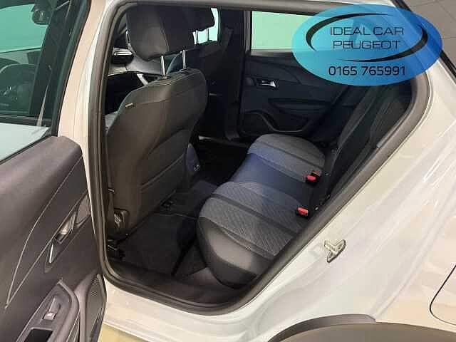 Peugeot 2008 PureTech 100 S&S Allure