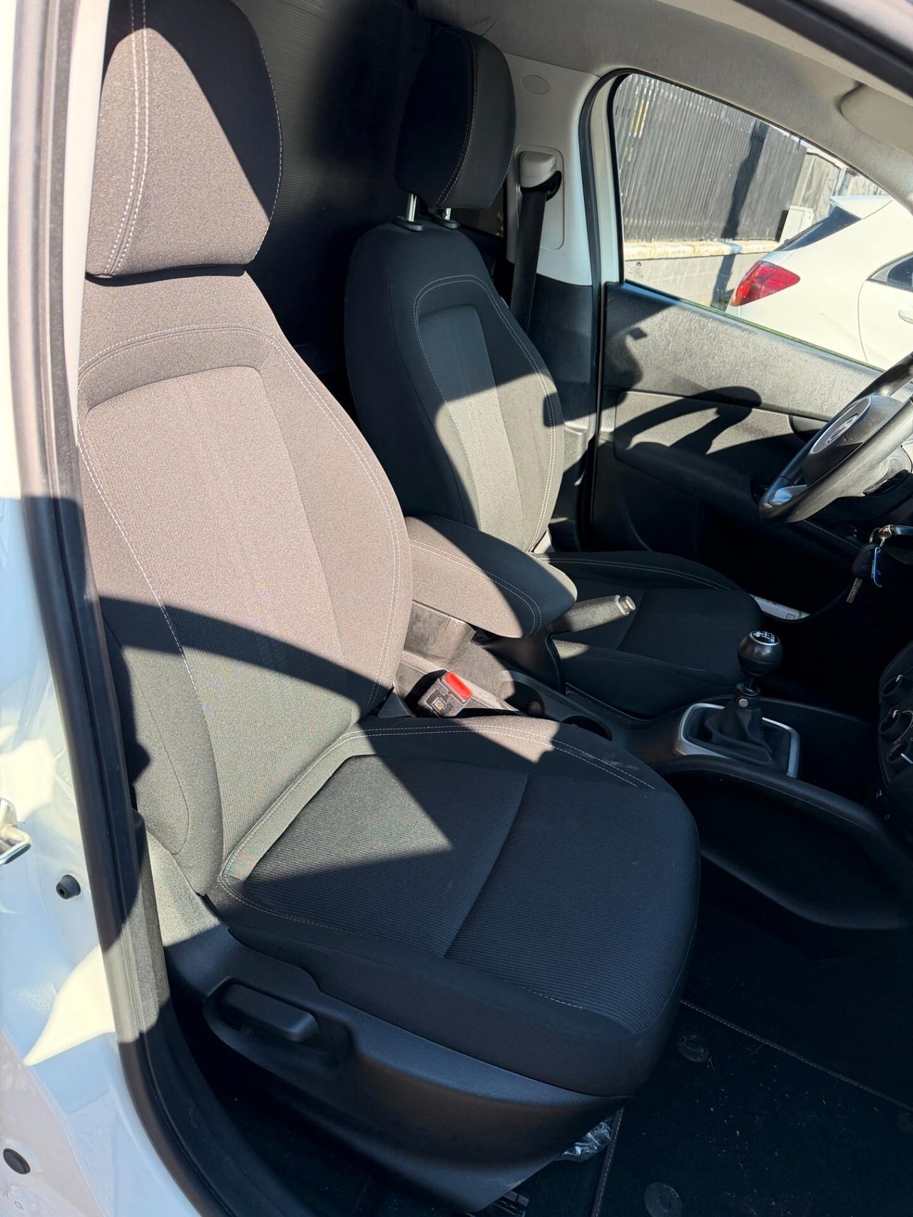 Fiat Tipo 1.6 Mjt S&S SW Pop Van