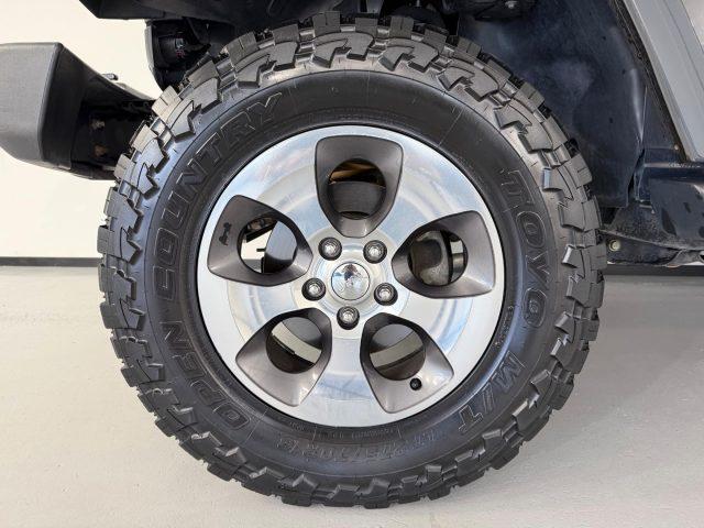 JEEP Wrangler Unlimited 2.8 CRD DPF Sahara Auto E6 "IVA ESPOSTA"