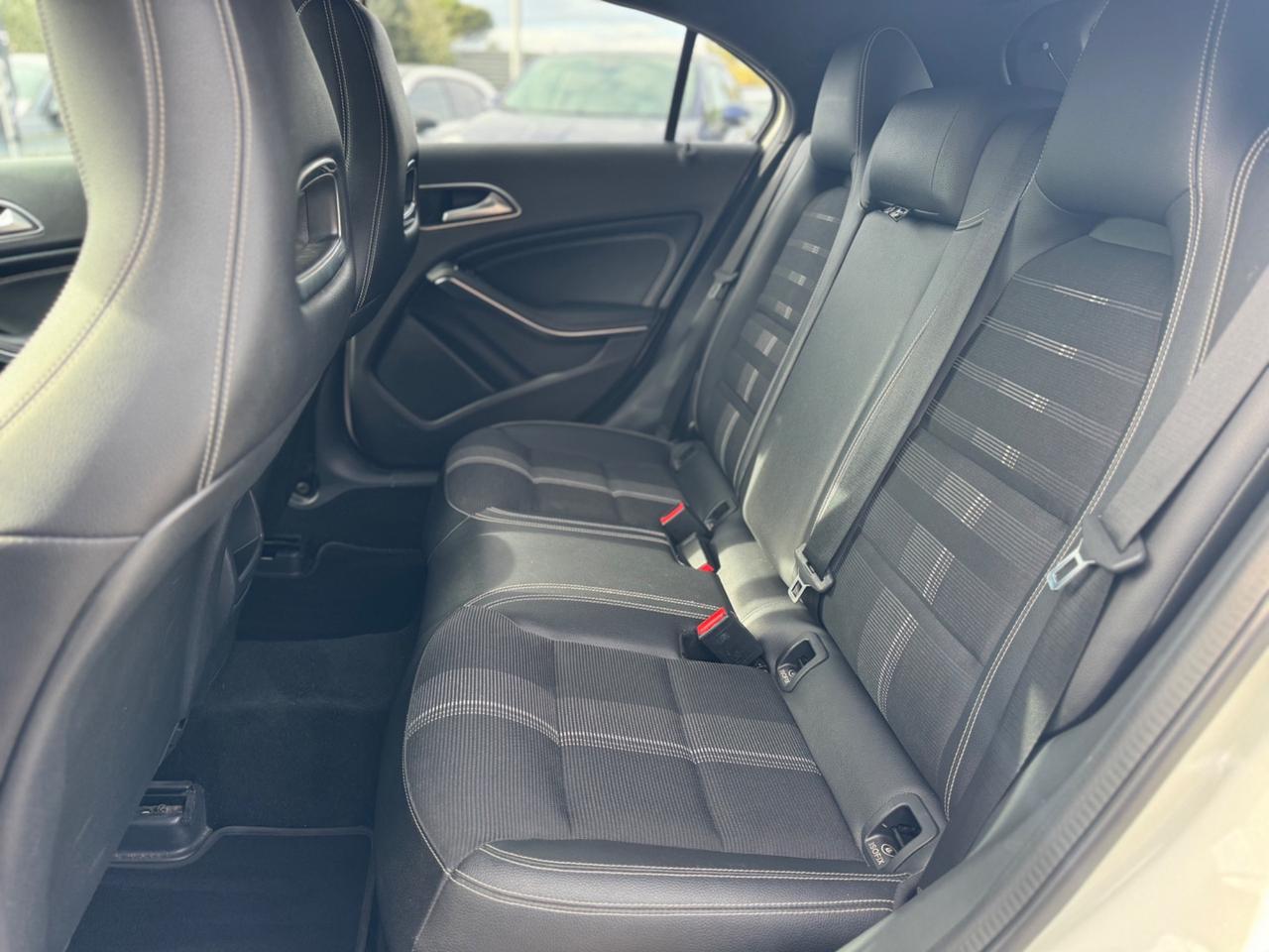 Mercedes-benz A 220 d Automatic 4Matic Premium