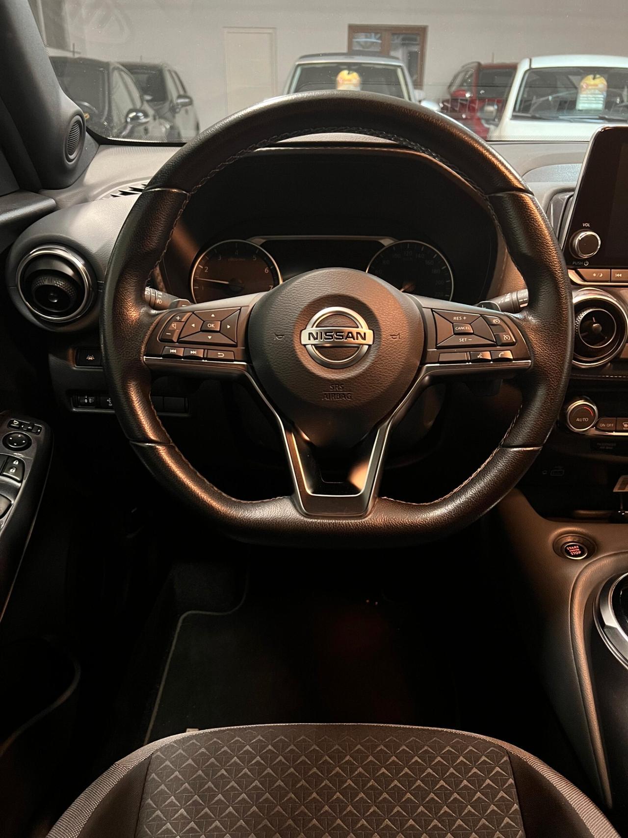 Nissan Juke 1.0 DIG-T 117 CV DCT Business