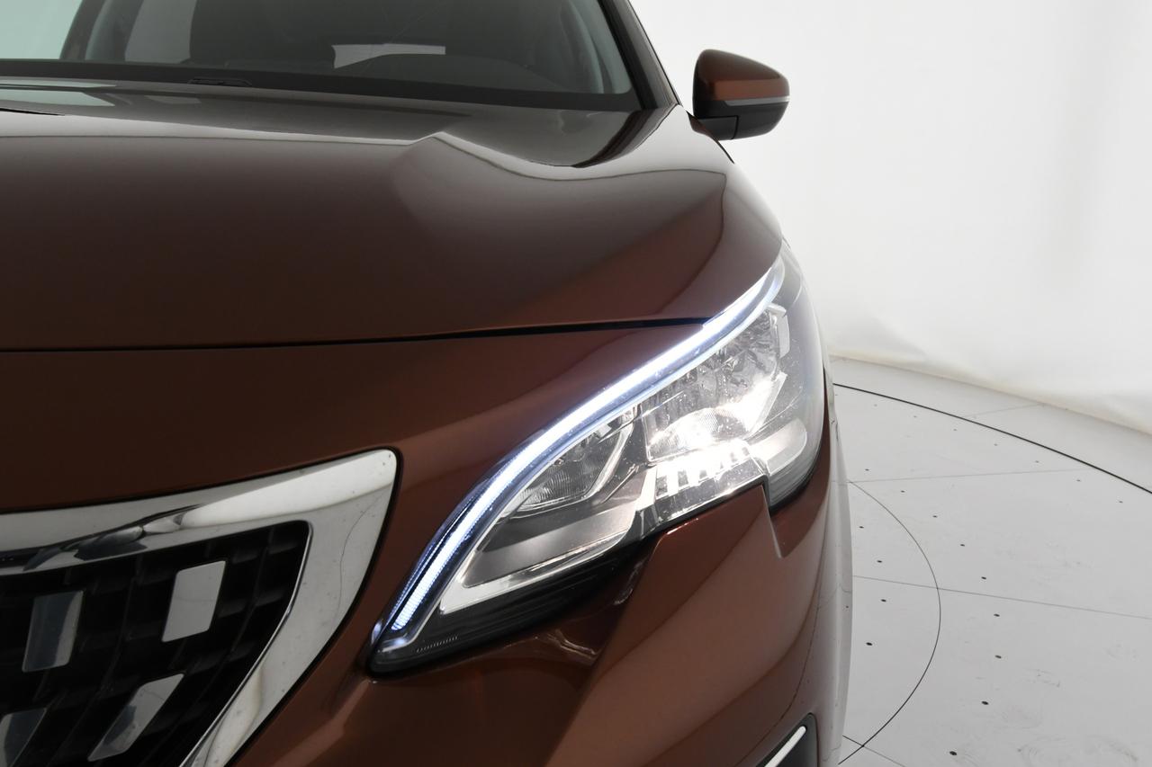 PEUGEOT 3008 1.5 bluehdi Business s&s 130cv eat8 APP CONNECT+NEOPATENTATI