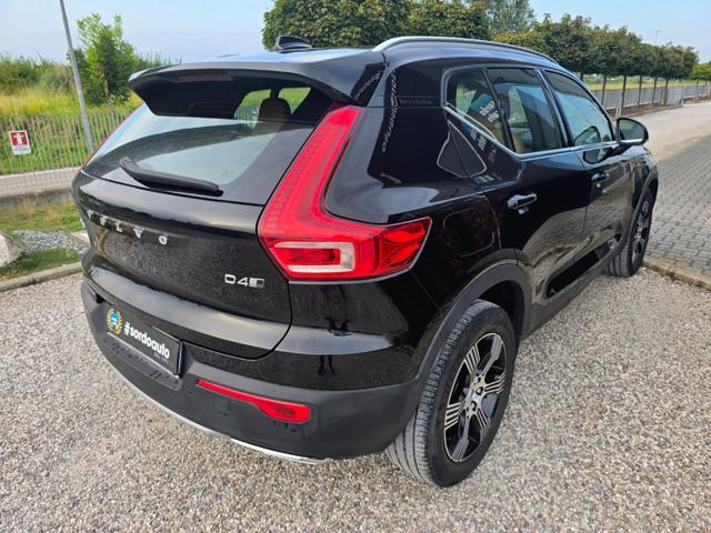 VOLVO XC40 D4 AWD Geartronic Inscription