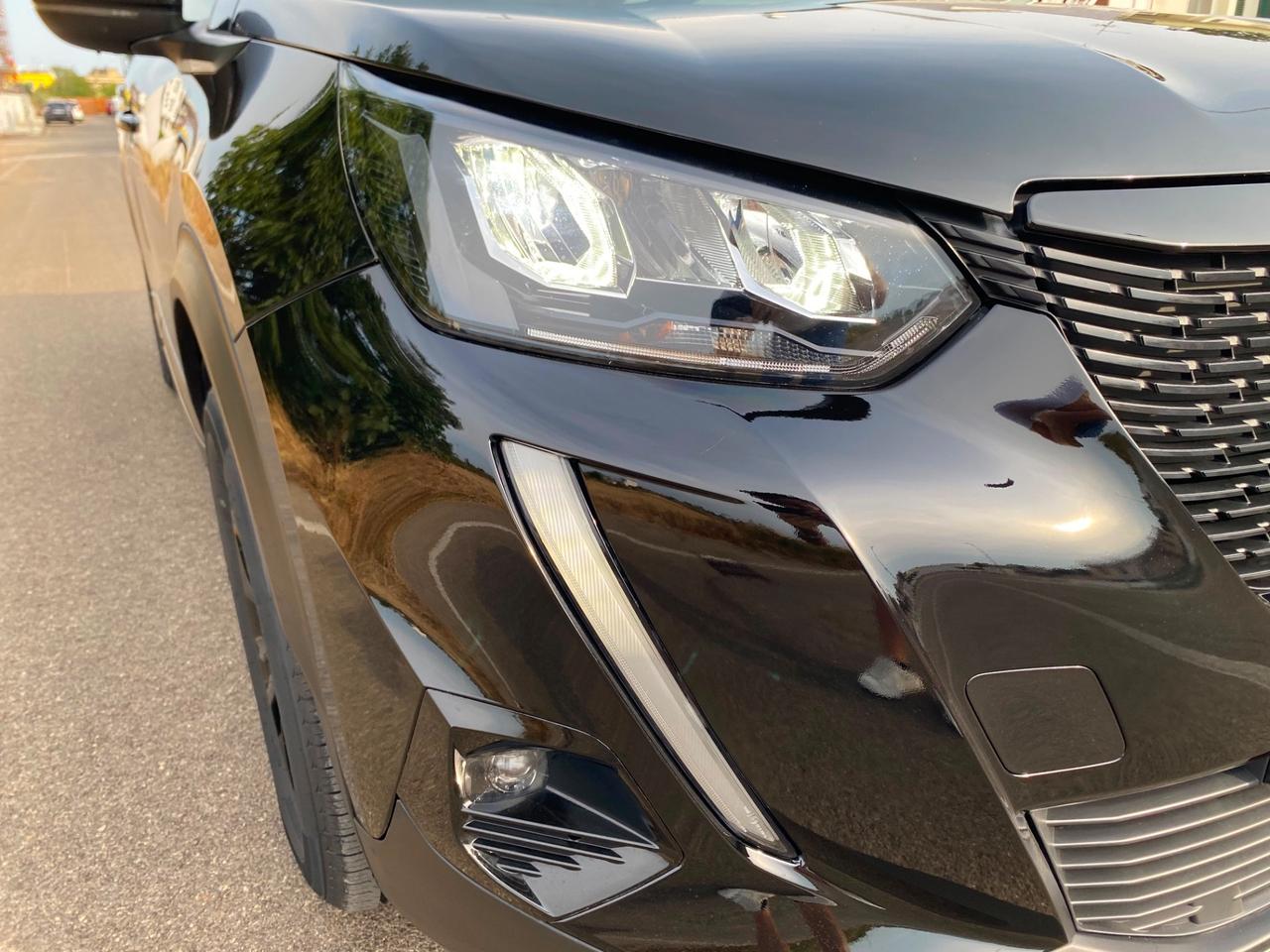 Peugeot 2008 BlueHDi 100 S&S Allure Total Black