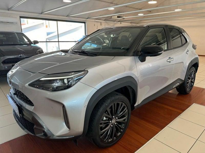 Toyota Yaris Cross 1.5H (116 CV) E-CVT Adventure AWD-i