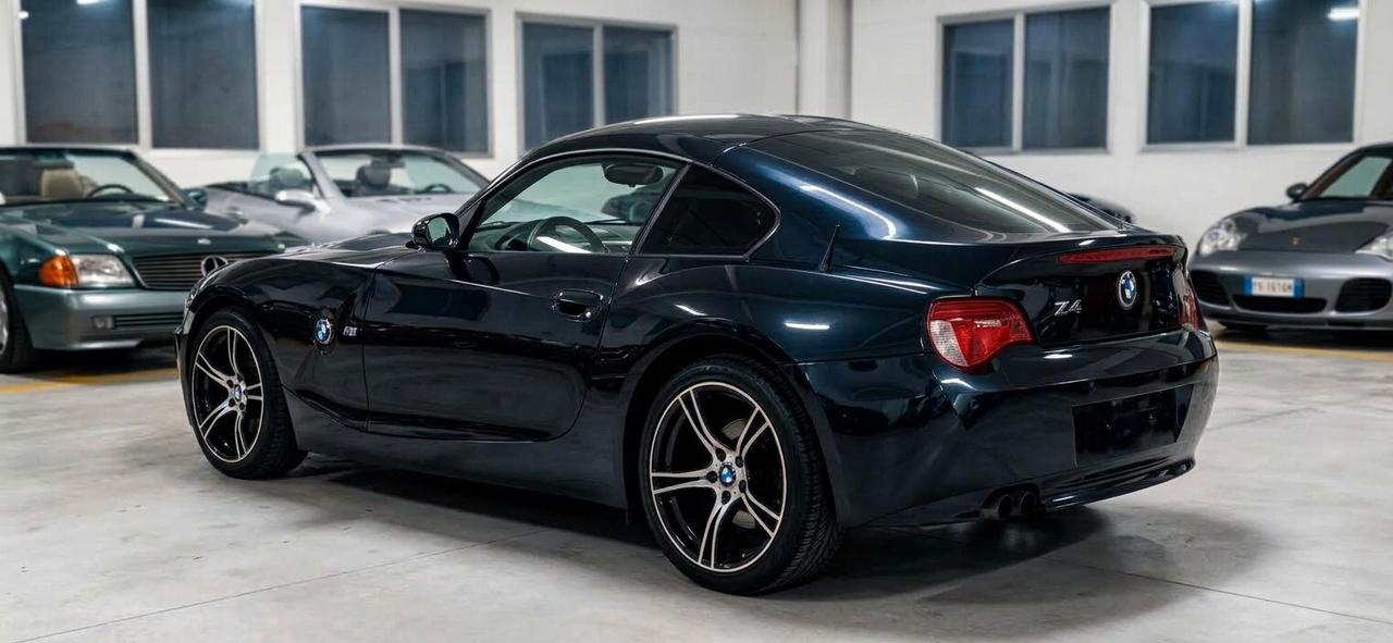 Bmw Z4 3.0si Coupé Carbon-Schwarz