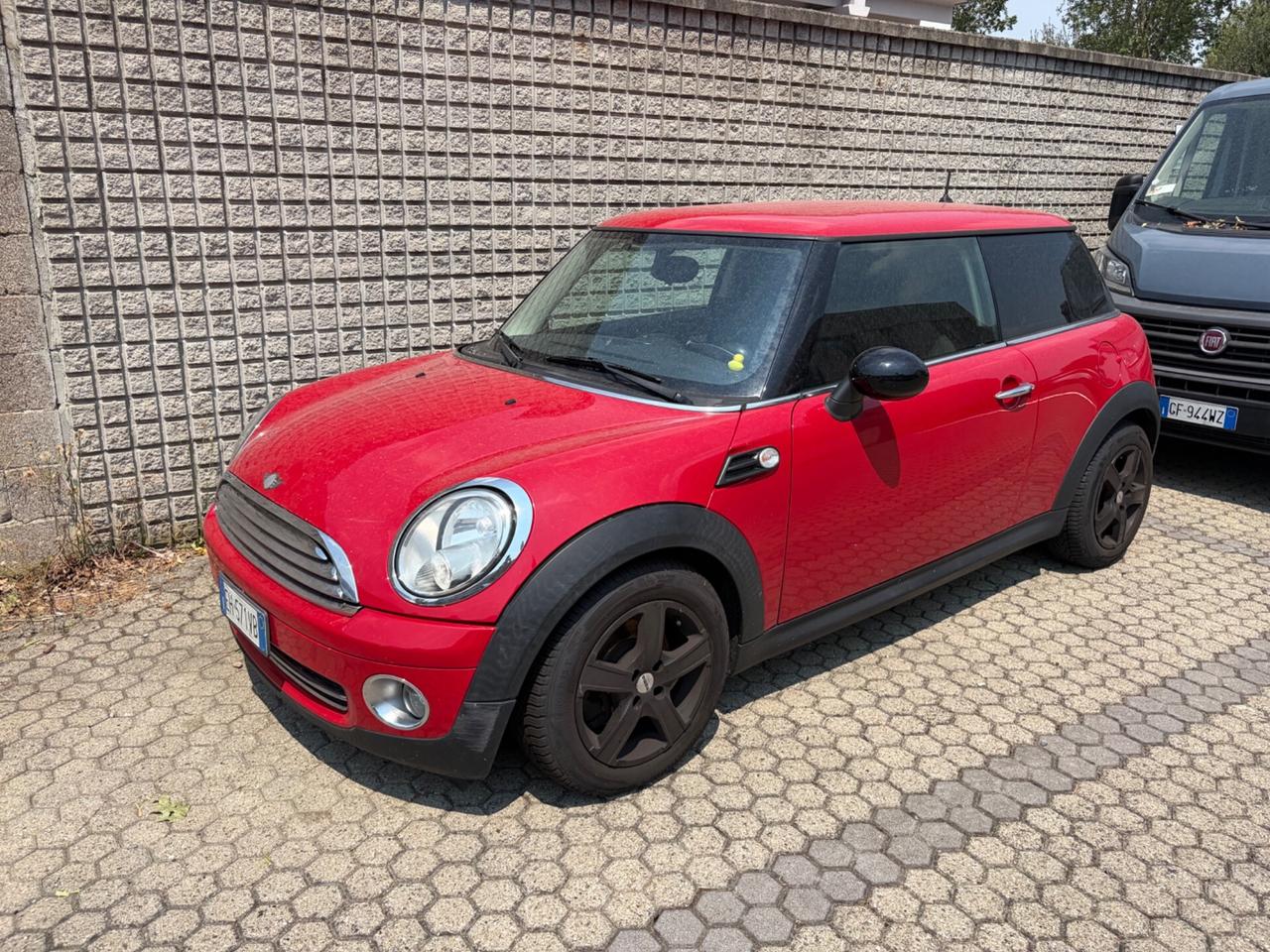 Mini 1.6 16V One (55kW)