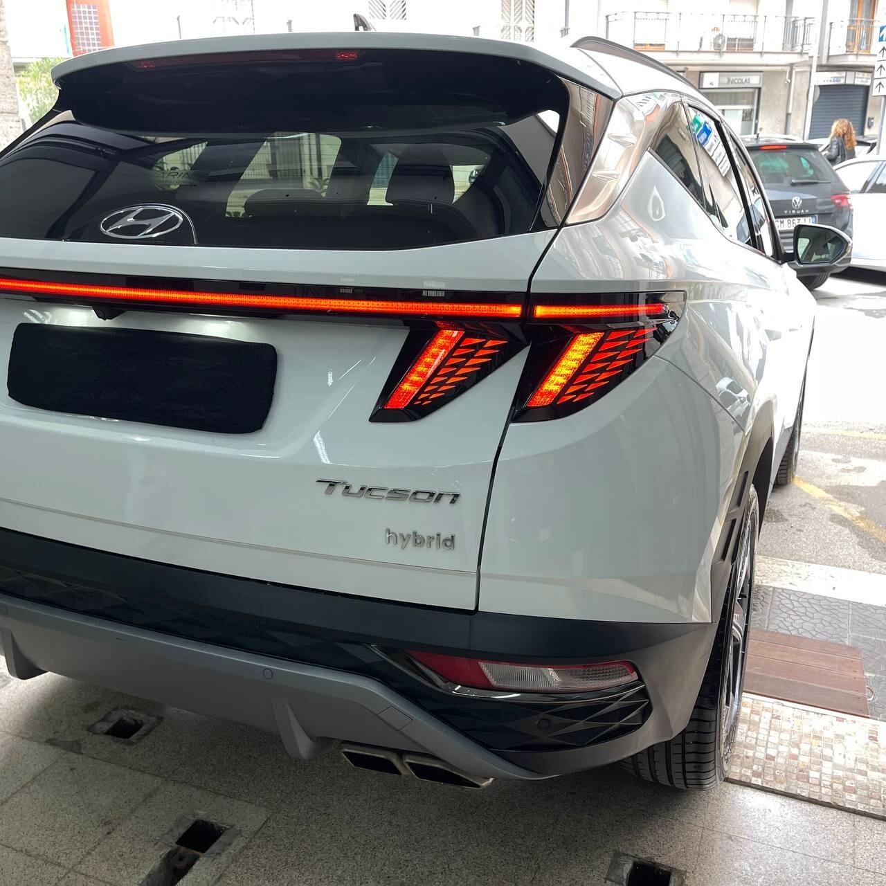 Hyundai Tucson 1.6 HEV 4WD aut. XLine