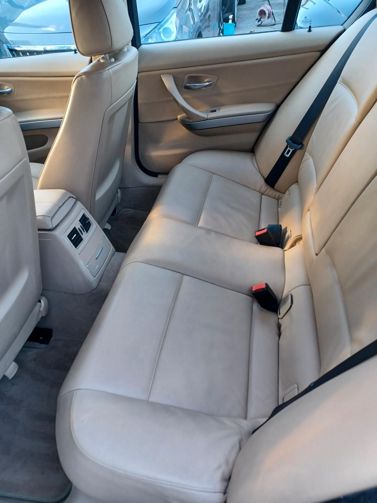 Bmw 320 D Xeno PDC PELLE PERFETTA