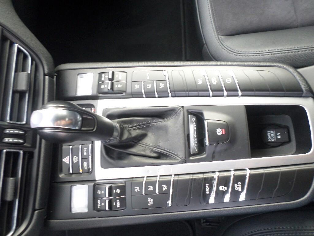 Porsche Macan 3.0 S