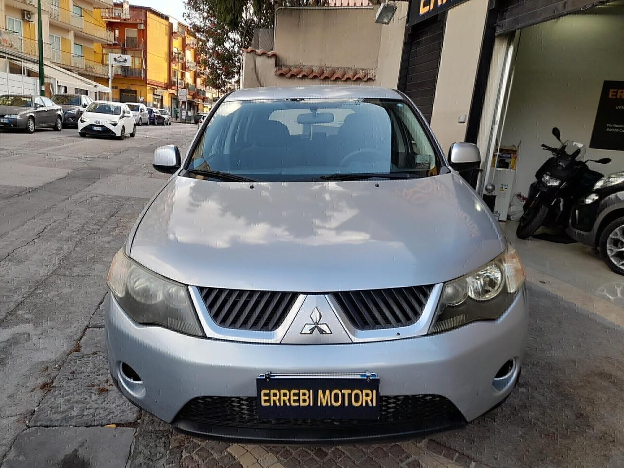 Mitsubishi Outlander 2.0 4X4