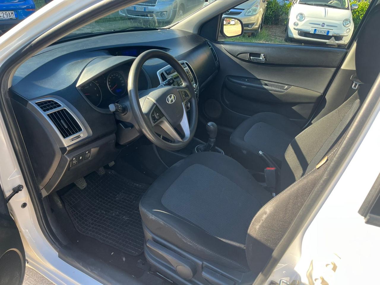 Hyundai i20 1.1 CRDi 5p. Sound Edition